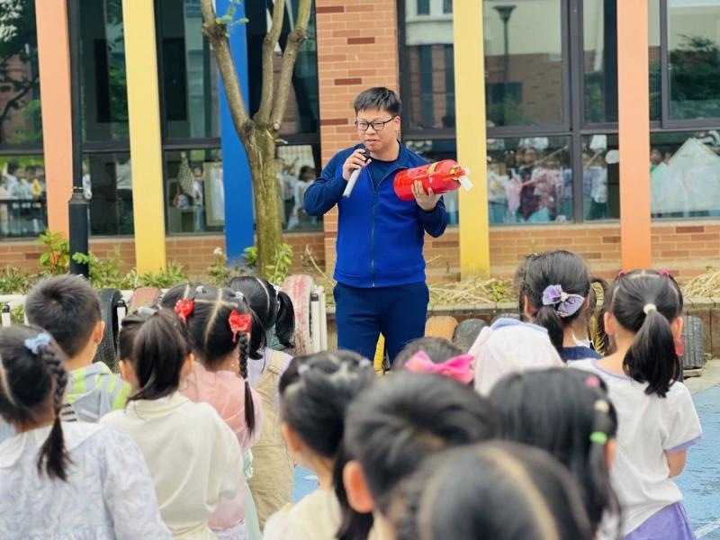 d49cc2cca61569983367818565d93728.jpg d49cc2cca61569983367818565d93728.jpg